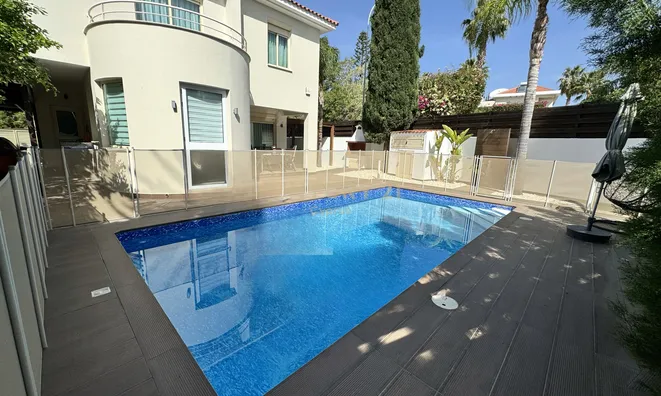 Недвижимость 5 Bedroom Coastal Villa for Sale in Pyrgos, Limassol: 12