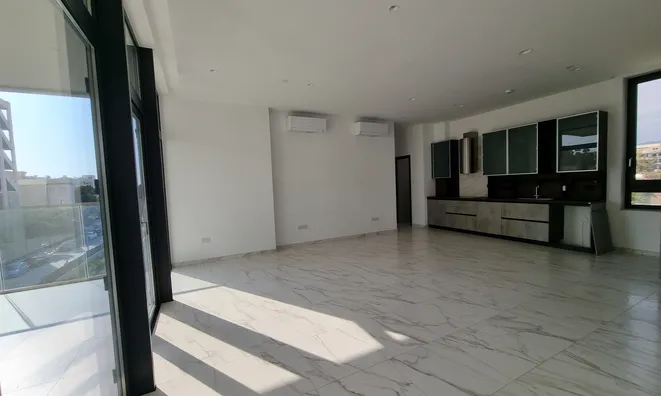 Недвижимость 3 Bedroom Apartment for Sale in Potamos Germasogeias, Limassol: 2