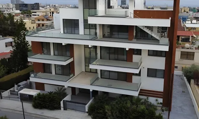 Недвижимость 3 Bedroom Penthouse Apartment For Sale in Germasogeia, Limassol: 1