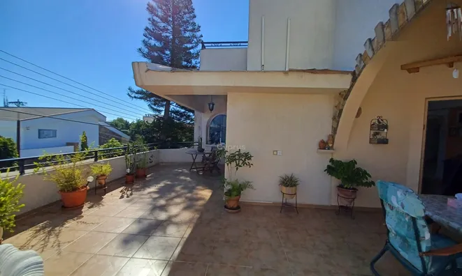 Недвижимость 6 Bedroom Villa For Sale in Germasogeia, Limassol: 2