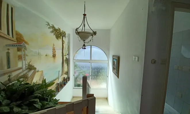 Недвижимость 6 Bedroom Villa For Sale in Germasogeia, Limassol: 3
