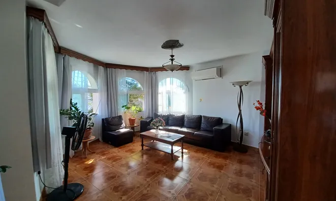 Недвижимость 6 Bedroom Villa For Sale in Germasogeia, Limassol: 9