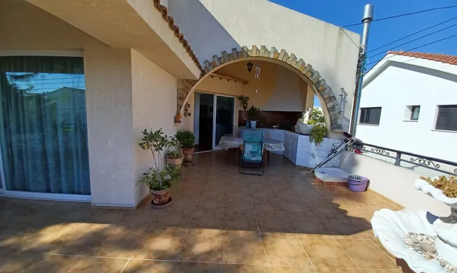Недвижимость 6 Bedroom Villa For Sale in Germasogeia, Limassol: 17