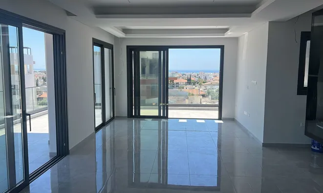 Недвижимость 3+1 Bedrooms Penthouse For sale in Germasogeia, Limassol: 3