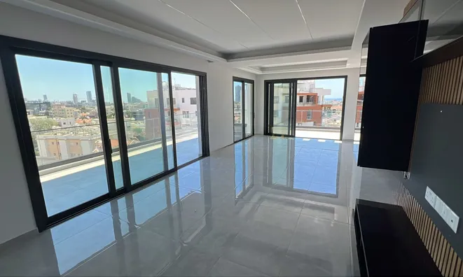 Недвижимость 3+1 Bedrooms Penthouse For sale in Germasogeia, Limassol: 4