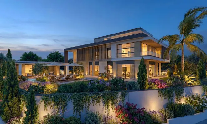 Недвижимость 7 Bedroom Villa for Sale in Mouttagiaka, Limassol: 1