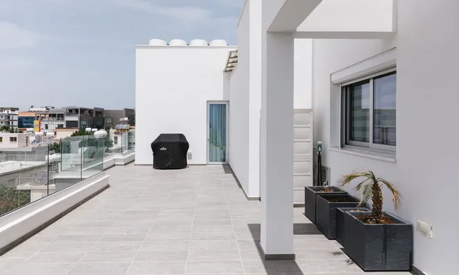 Недвижимость 3 Bedroom Penthouse For Sale in Mesa Geitonia, Limassol: 4