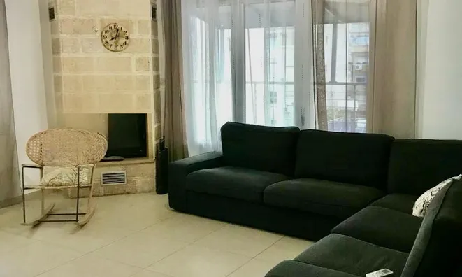 Недвижимость 3 Bedroom Penthouse For sale in Neapoli, Limassol: 4