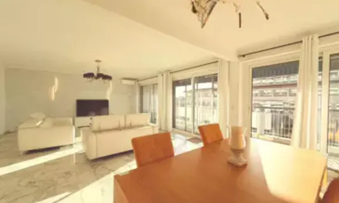 Недвижимость Villa Petit Juas: 3