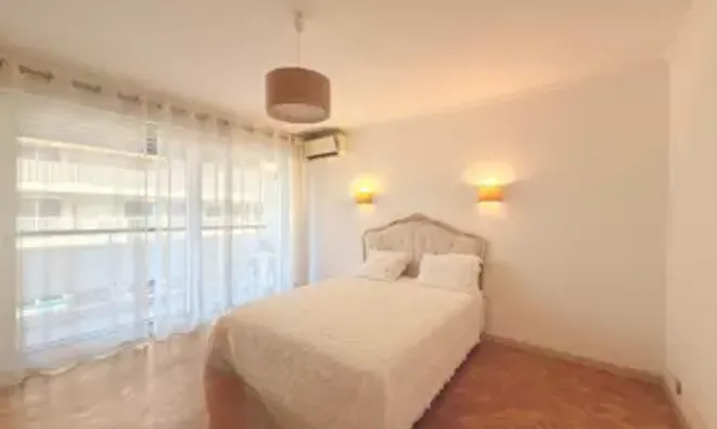 Недвижимость Villa Petit Juas: 8