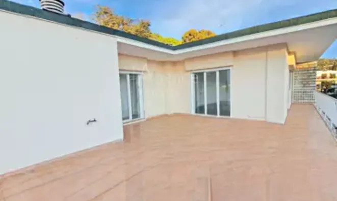 Недвижимость Villa République Cannes: 2