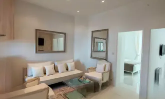 Недвижимость Villa Petit Juas: 8