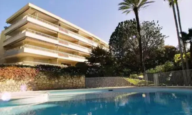 Недвижимость Villa Pointe Croisette: 2