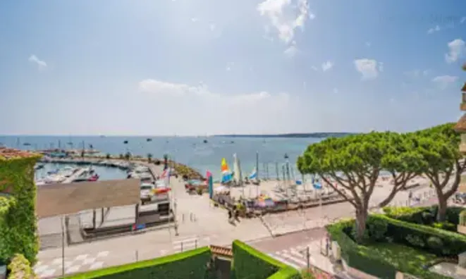 Недвижимость Villa Pointe Croisette: 2