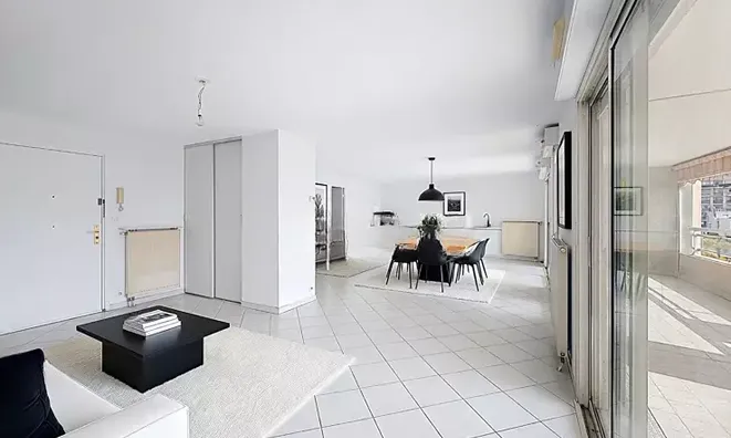 Недвижимость Villa La Bocca: 1