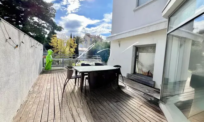 Недвижимость Villa Cannes République: 4