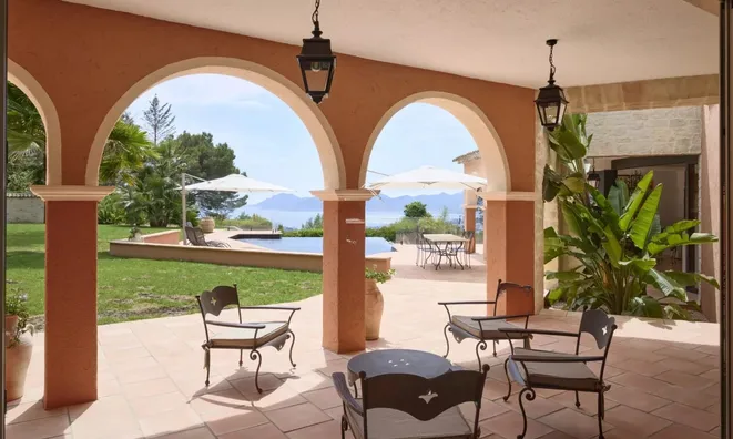 Недвижимость Villa Croix des Gardes: 10