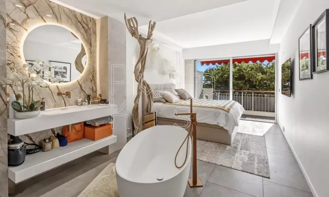 Недвижимость Villa Petit Juas: 9