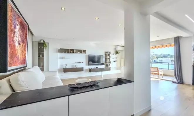 Недвижимость Villa Pointe Croisette: 10