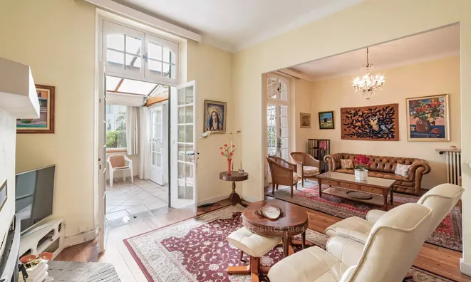 Недвижимость Villa Petit Juas: 3