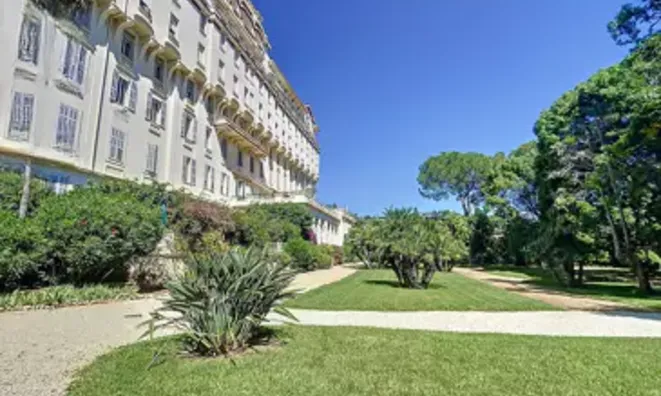 Недвижимость Villa République Cannes: 2
