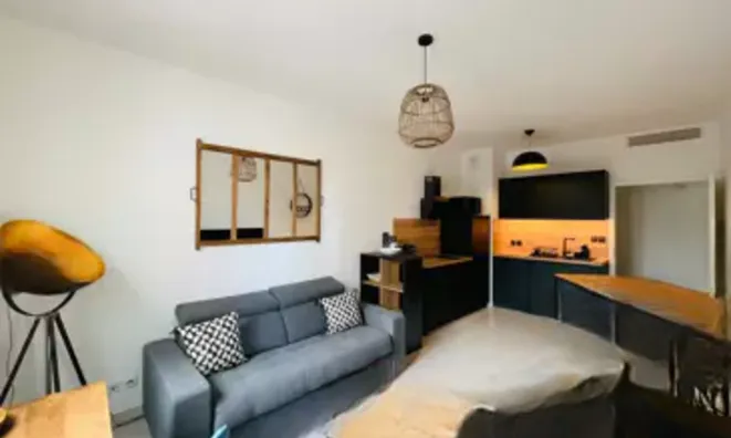 Недвижимость Villa Petit Juas: 2