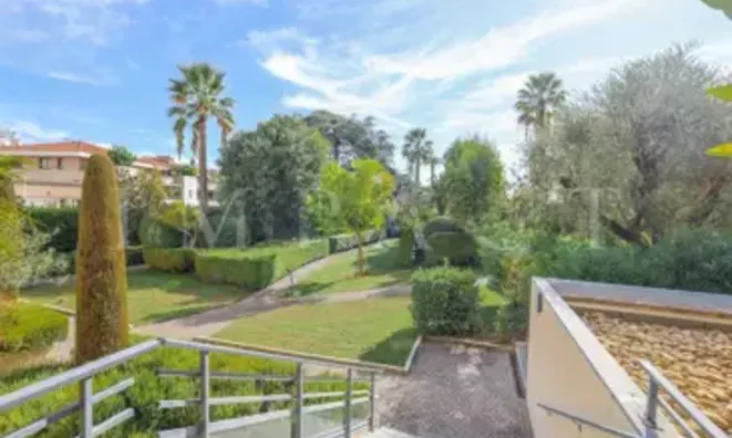 Недвижимость Villa République Cannes: 15