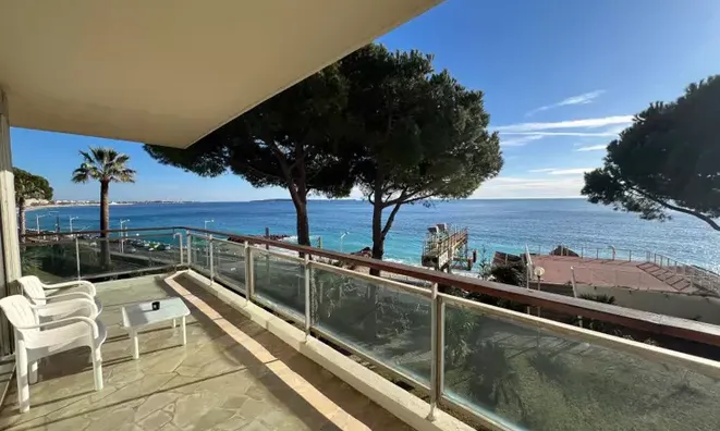 Недвижимость Villa La Bocca: 1