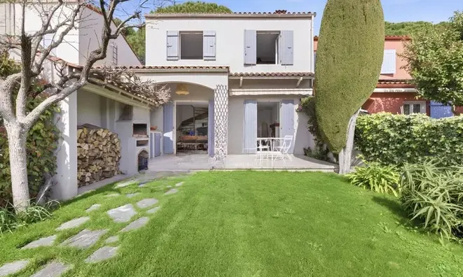 Недвижимость Villa Croix des Gardes: 13