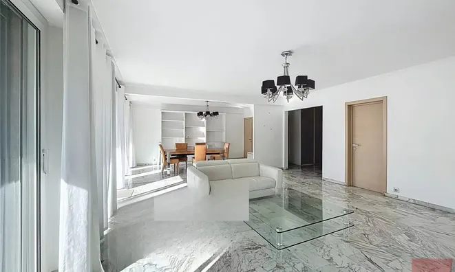 Недвижимость Villa Petit Juas: 2