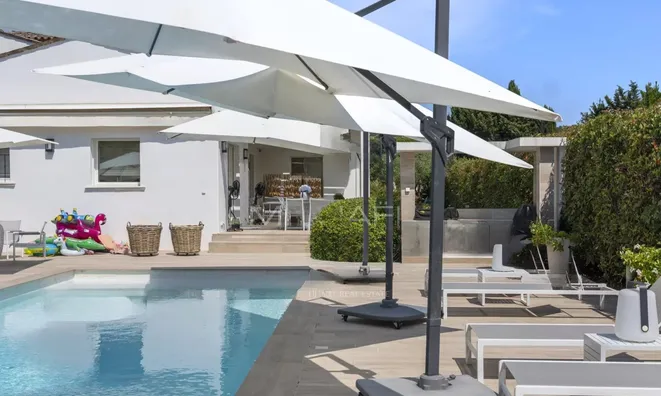 Недвижимость Villa Cannes Mougins: 3