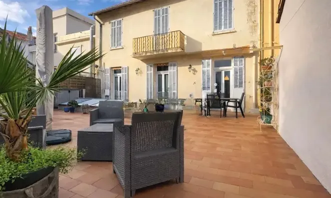 Недвижимость House Cannes République: 4