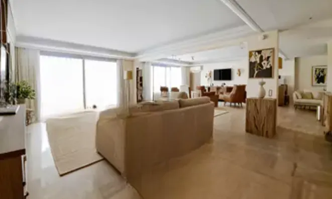 Недвижимость Villa Pointe Croisette: 2