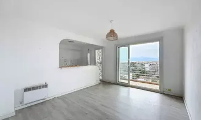 Недвижимость Villa Croix des Gardes: 2