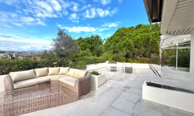 Недвижимость Villa Californie: 3