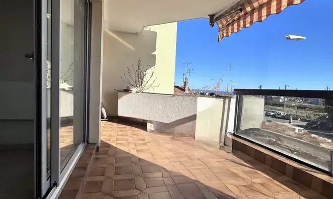 Недвижимость House La Bocca: 10