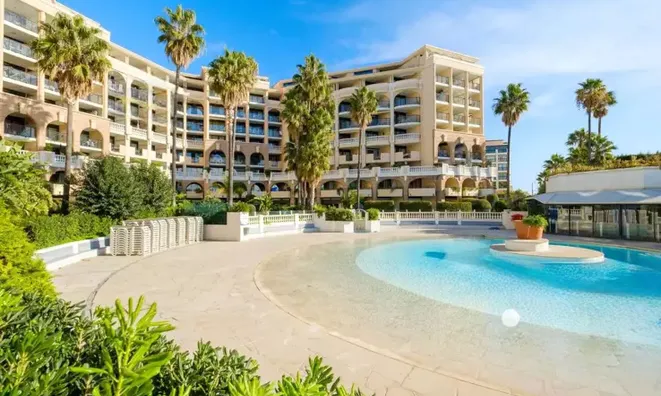 Недвижимость Villa La Bocca: 10