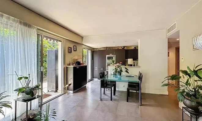 Недвижимость Villa Petit Juas: 7