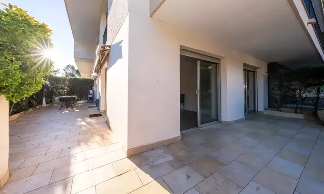 Недвижимость Villa Petit Juas: 16