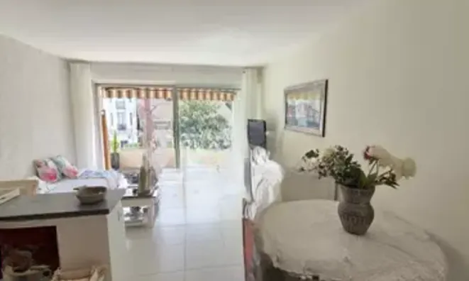 Недвижимость Villa Petit Juas: 3