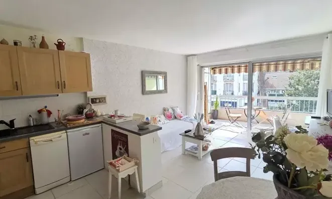 Недвижимость Villa Petit Juas: 4