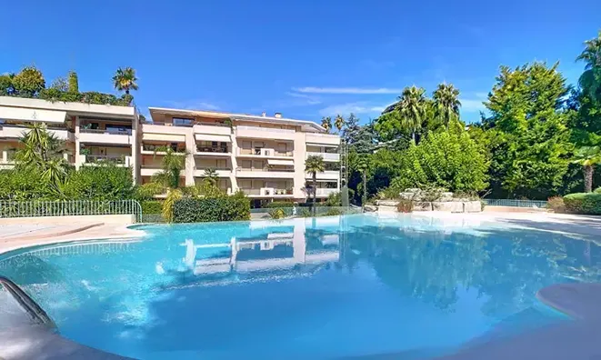 Недвижимость House Cannes: 1