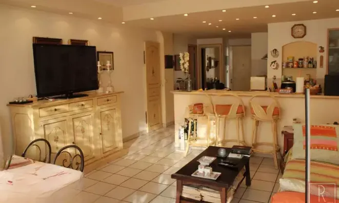 Недвижимость Villa Croix des Gardes: 10