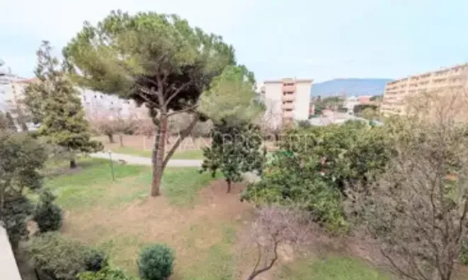 Недвижимость Villa La Bocca: 23