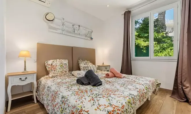 Недвижимость Villa Petit Juas: 10