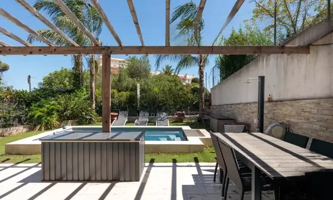 Недвижимость Villa Petit Juas: 23