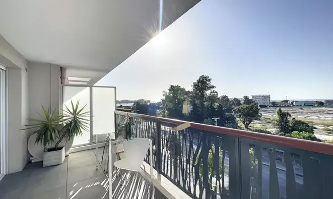 Недвижимость Villa La Bocca: 1