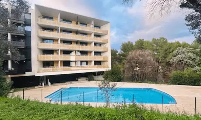 Недвижимость Villa Cannes La Bocca Nord: 1