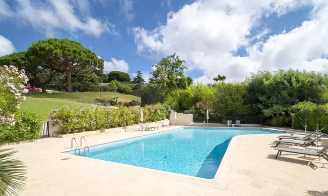 Недвижимость Villa Croix des Gardes: 11