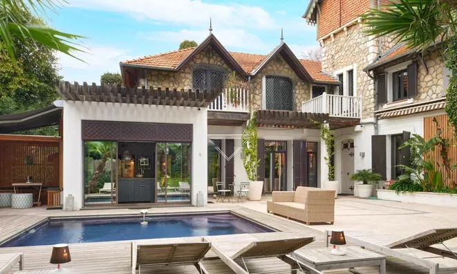 Недвижимость Residence Centre-Ville: 1